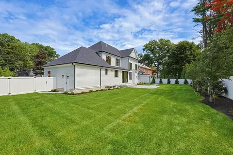 Exterior - 10 Travis Rd, Natick, MA 01760 photo 4 of 10