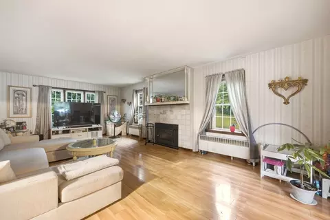 Living - 59 Prospect St, Gardner, MA 01440 photo 2 of 2
