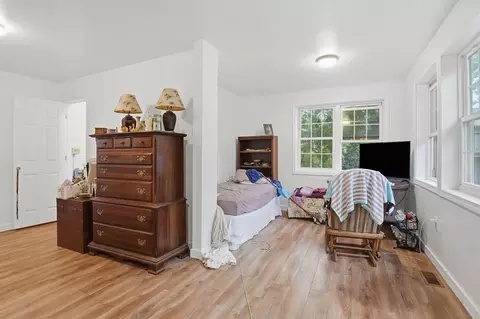 Bedroom - 47 Pine Hill Rd, Worcester, MA 01604 photo 1 of 8