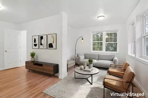 Living - 47 Pine Hill Rd, Worcester, MA 01604 photo 3 of 6