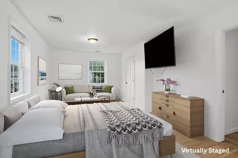 Bedroom - 47 Pine Hill Rd, Worcester, MA 01604 photo 3 of 8