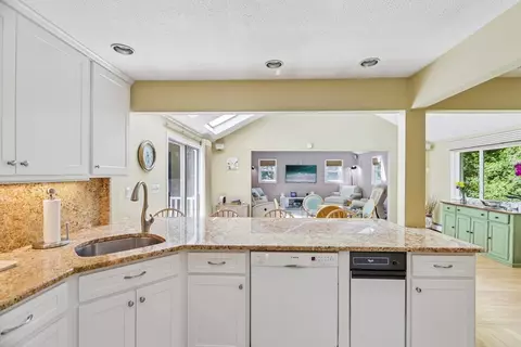 96 Harvard Rd, Stow, MA 01775 photo 11