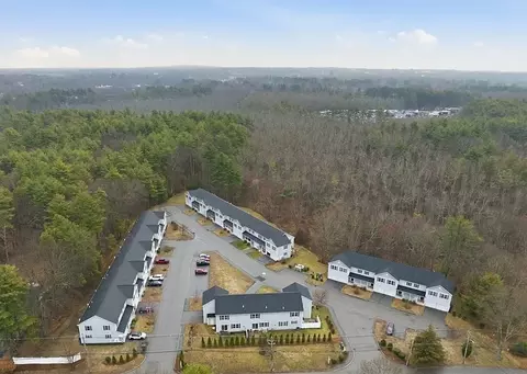 90 Rangeway Rd #303, Billerica, MA 01862