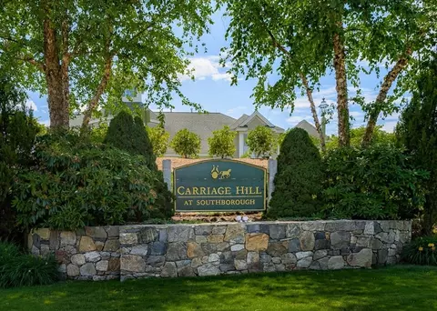 69 Carriage Hill Cir #69, Southborough, MA 01772