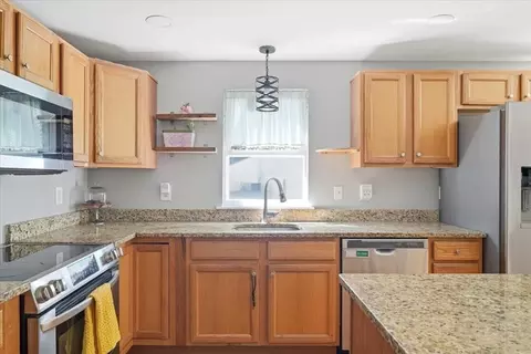 51 Avenue A St, Wareham, MA 02571 photo 14