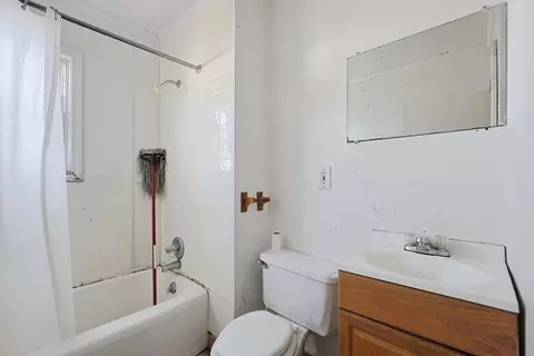 Bath - 84-88 Orange St, Fall River, MA 02720 photo 1 of 4
