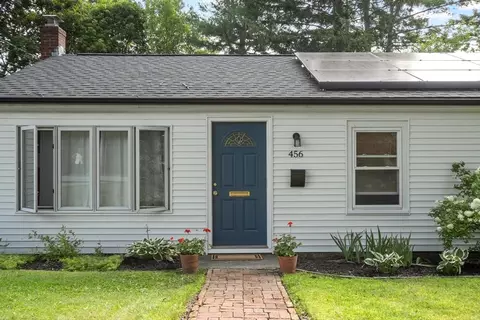 456 Mower St, Worcester, MA 01602 photo 3