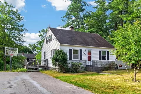542 Wanoosnoc Rd, Fitchburg, MA 01420