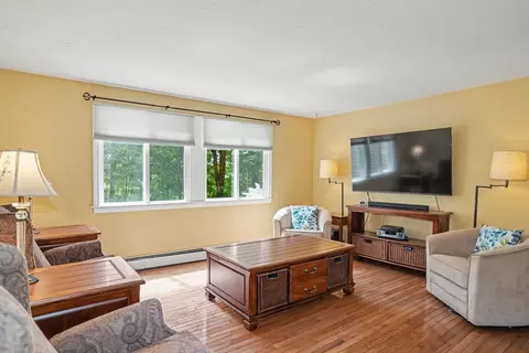 Living - 7 Daniels Rd, Mendon, MA 01756 photo 4 of 7