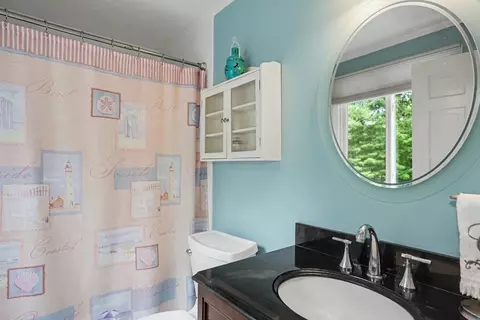 Bath - 7 Daniels Rd, Mendon, MA 01756 photo 3 of 3
