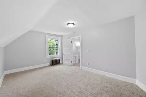 Bedroom - 68-70 Cambridge St, Springfield, MA 01109 photo 6 of 7