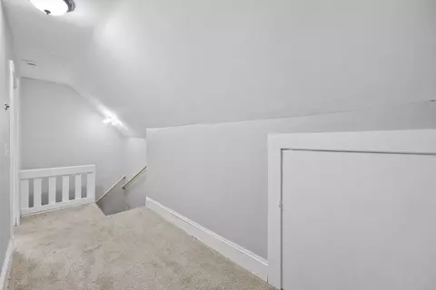 Entry Way - 68-70 Cambridge St, Springfield, MA 01109 photo 6 of 6