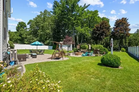 33 Scenic Ave, Webster, MA 01570 photo 5