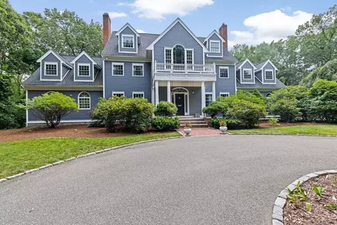 Exterior - 105 East St, Hingham, MA 02043 photo 3 of 11