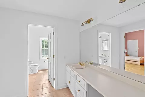Bath - 105 East St, Hingham, MA 02043 photo 3 of 3