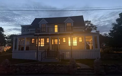 Exterior - 45 Beach Rd, Gloucester, MA 01930 photo 7 of 10