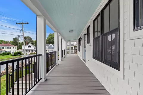 Exterior - 45 Beach Rd, Gloucester, MA 01930 photo 9 of 10