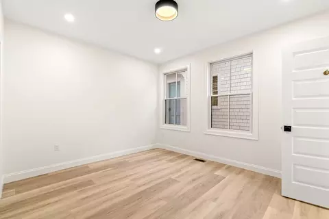 Bedroom - 45 Beach Rd, Gloucester, MA 01930 photo 5 of 6
