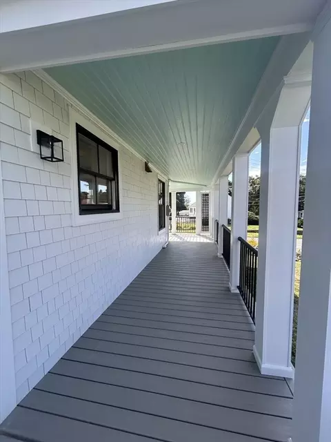 Exterior - 45 Beach Rd, Gloucester, MA 01930 photo 3 of 10