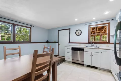 Kitchen - 71 Colonial Dr, Reading, MA 01867 photo 5 of 5