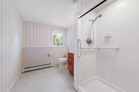 Bath - 71 Colonial Dr, Reading, MA 01867 photo 3 of 3