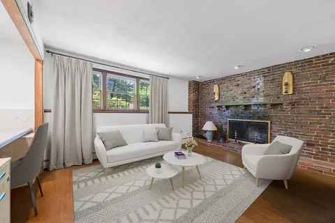 Living - 71 Colonial Dr, Reading, MA 01867 photo 5 of 6