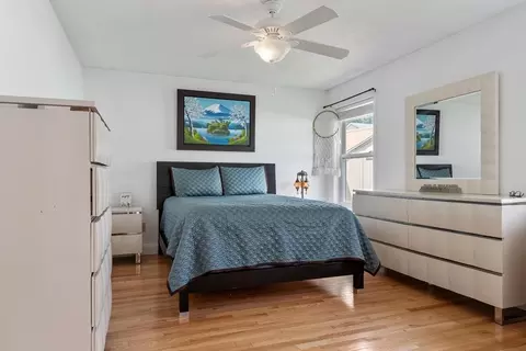 Bedroom - 15 Pinebrook Dr, Springfield, MA 01129 photo 2 of 8