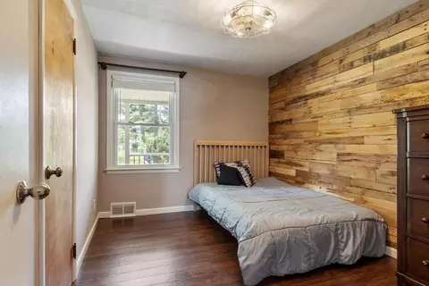 Bedroom - 15 Pinebrook Dr, Springfield, MA 01129 photo 7 of 8