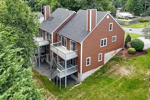 21 Cliff Dr # A, Taunton, MA 02780
