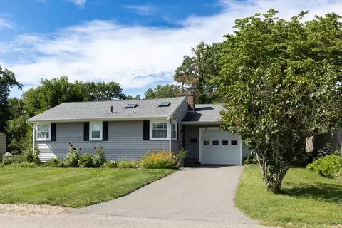 29 Harrison Ave, Easton, MA 02356