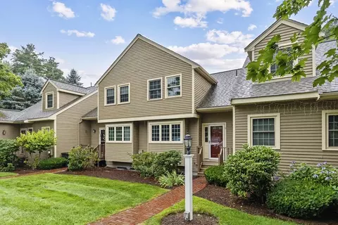 11 Rosewood Ln #11, Hopkinton, MA 01748