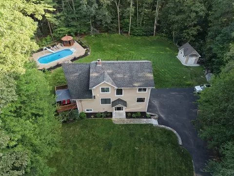 31 Green St, Northborough, MA 01532