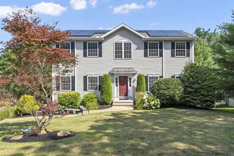 677 Franklin Rd, Fitchburg, MA 01420