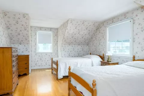 Bedroom - 44 Zenith Dr, Worcester, MA 01602 photo 6 of 6