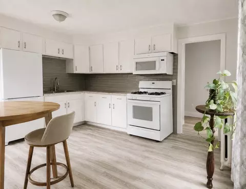 Kitchen - 92 Walnut St, Clinton, MA 01510 photo 2 of 2