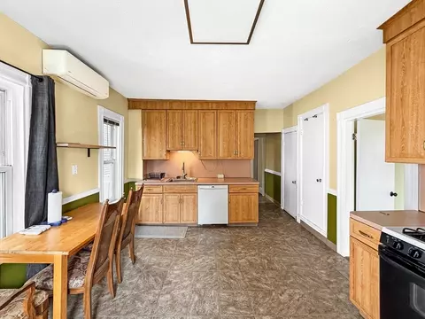 Kitchen - 28 Ferry St, Everett, MA 02149 photo 3 of 4