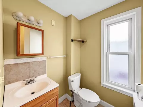 Bath - 28 Ferry St, Everett, MA 02149 photo 4 of 4