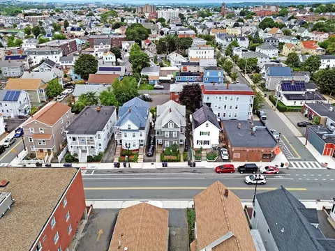 View/Area - 28 Ferry St, Everett, MA 02149 photo 2 of 4