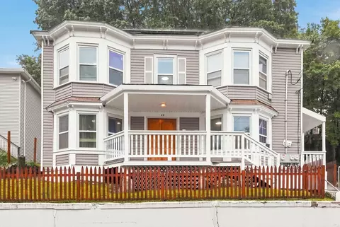 24 Walnut St, Fitchburg, MA 01420