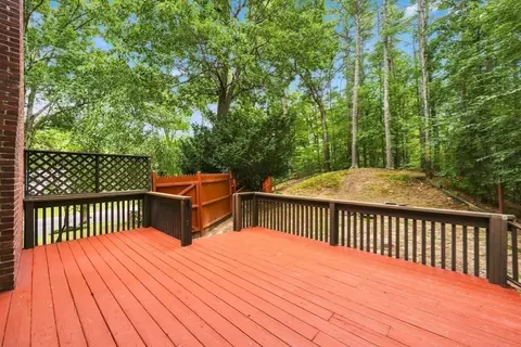 Exterior - 71 Warren Road Rd, Townsend, MA 01469 photo 5 of 11