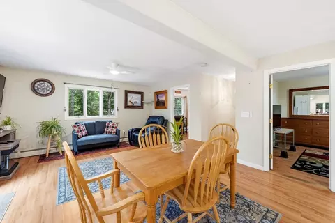 Dining - 71 Warren Road Rd, Townsend, MA 01469 photo 1 of 3