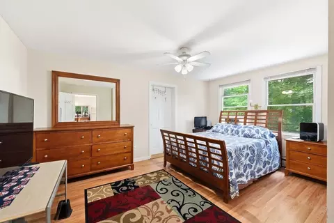 Bedroom - 71 Warren Road Rd, Townsend, MA 01469 photo 1 of 5