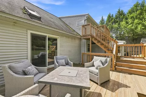 Exterior - 124 E Meadow Rd, Lowell, MA 01854 photo 2 of 4