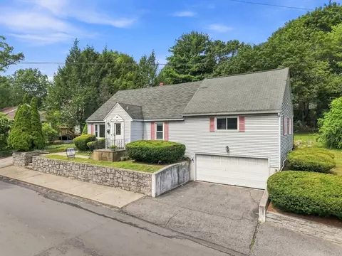 View/Area - 124 E Meadow Rd, Lowell, MA 01854 photo 1 of 1