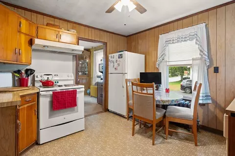Kitchen - 15 Willow St, Reading, MA 01867 photo 1 of 1