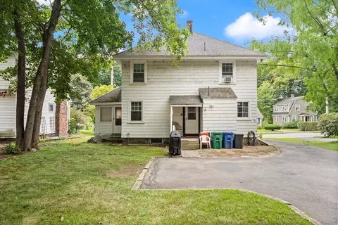 Exterior - 15 Willow St, Reading, MA 01867 photo 2 of 3