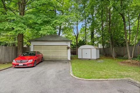 Exterior - 15 Willow St, Reading, MA 01867 photo 3 of 3