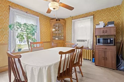 Dining - 15 Willow St, Reading, MA 01867 photo 1 of 2