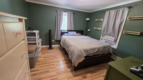 Bedroom - 2 Greenleaf Dr, Exeter, NH 03833 photo 5 of 6