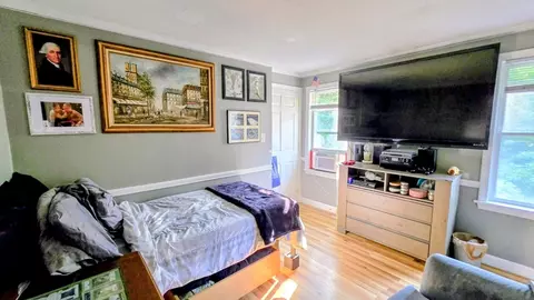 Bedroom - 2 Greenleaf Dr, Exeter, NH 03833 photo 3 of 6